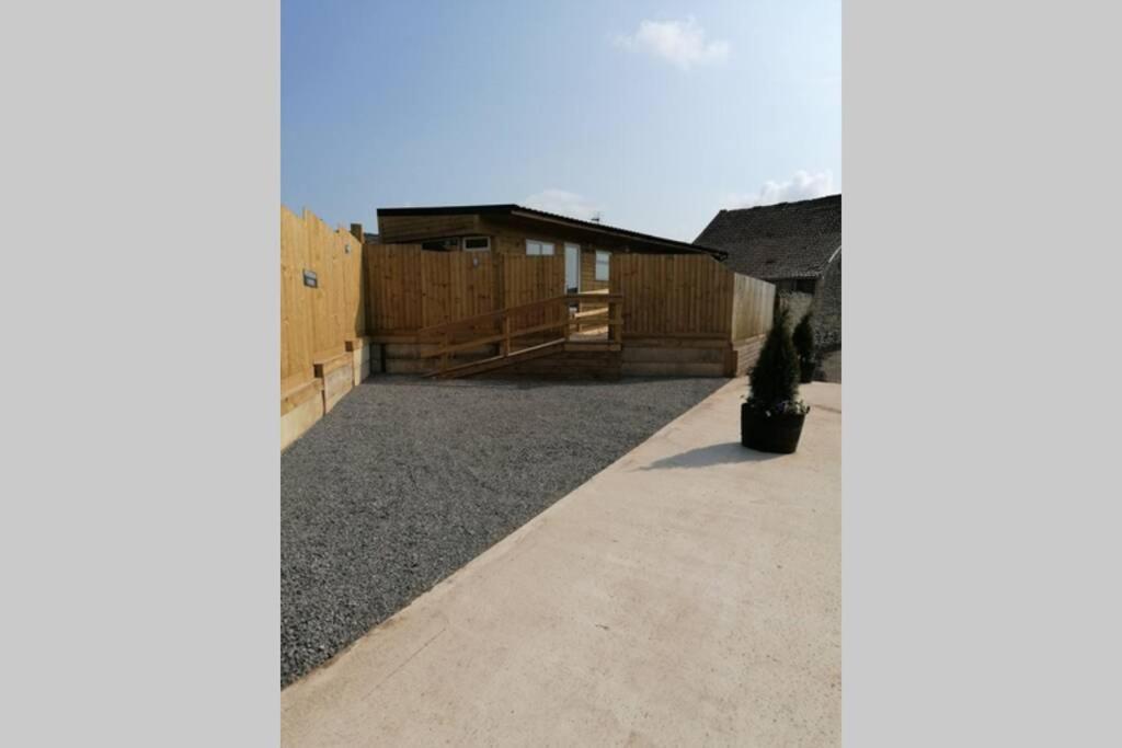 Featheredge Corner Lodge Wells Εξωτερικό φωτογραφία