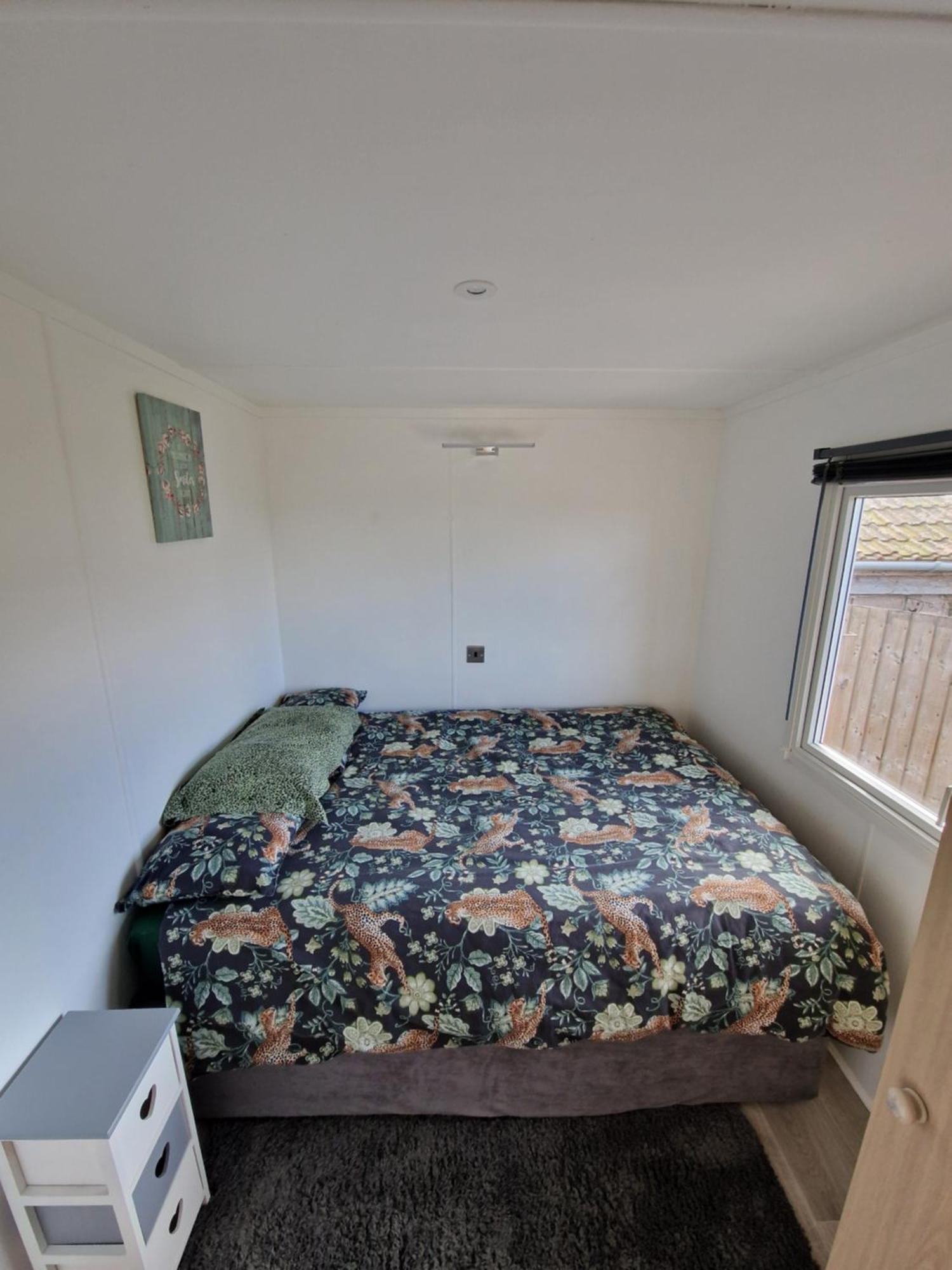 Featheredge Corner Lodge Wells Εξωτερικό φωτογραφία