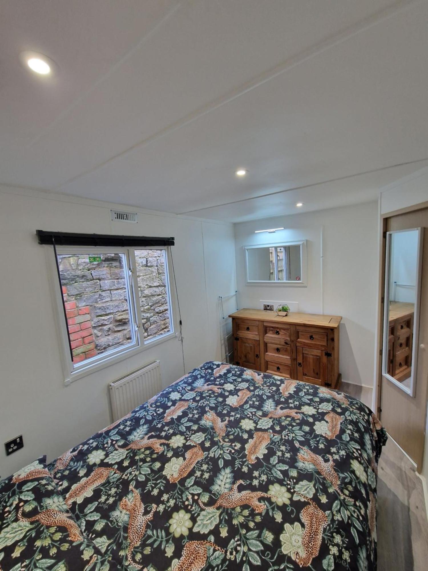 Featheredge Corner Lodge Wells Εξωτερικό φωτογραφία